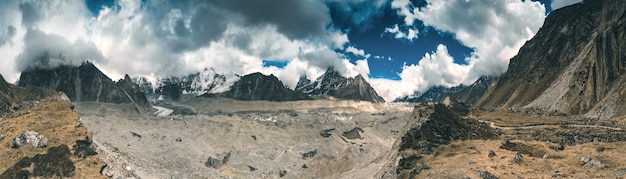 How Many People Have Attempted Mount Everest?